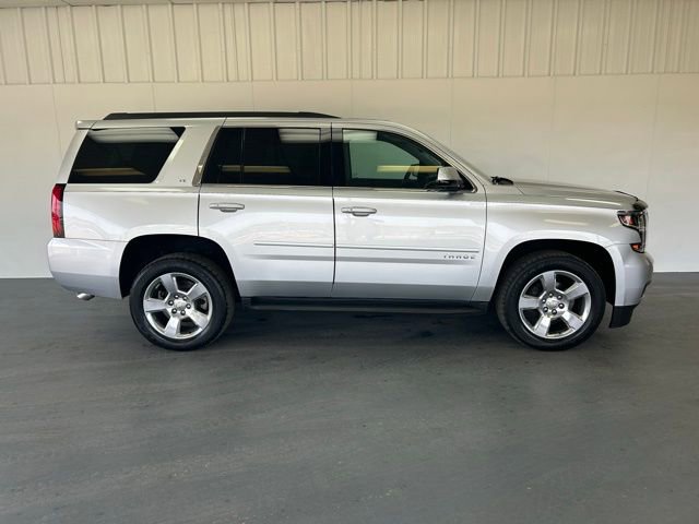 2015 Chevrolet Tahoe LT photo 2