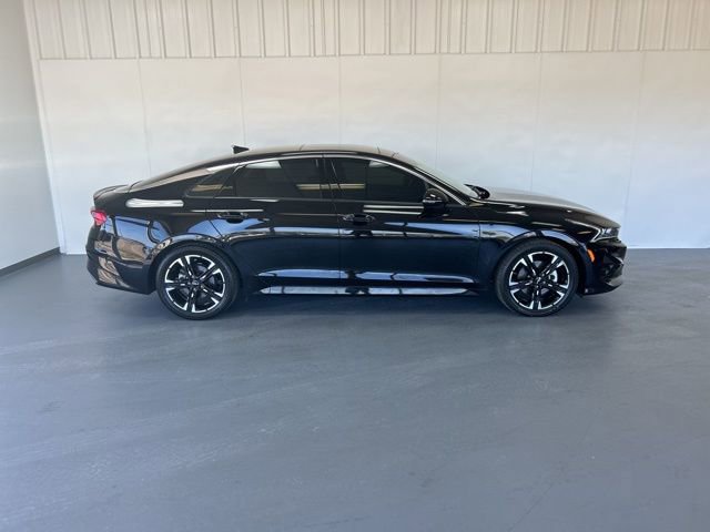2022 Kia K5 GT-Line photo 2
