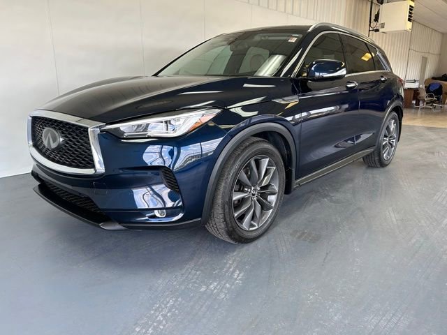 2019 Infiniti QX50 Essential photo 4
