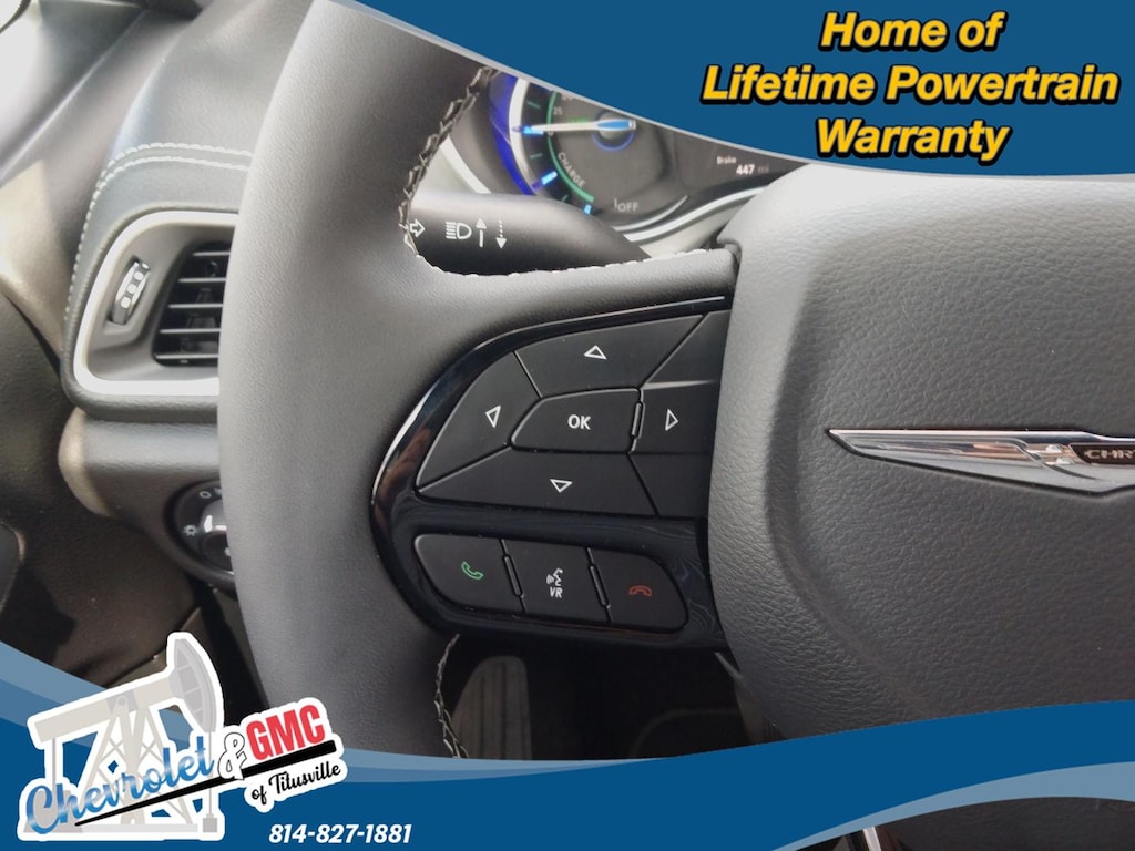 2023 Chrysler Pacifica Hybrid Touring L photo 18