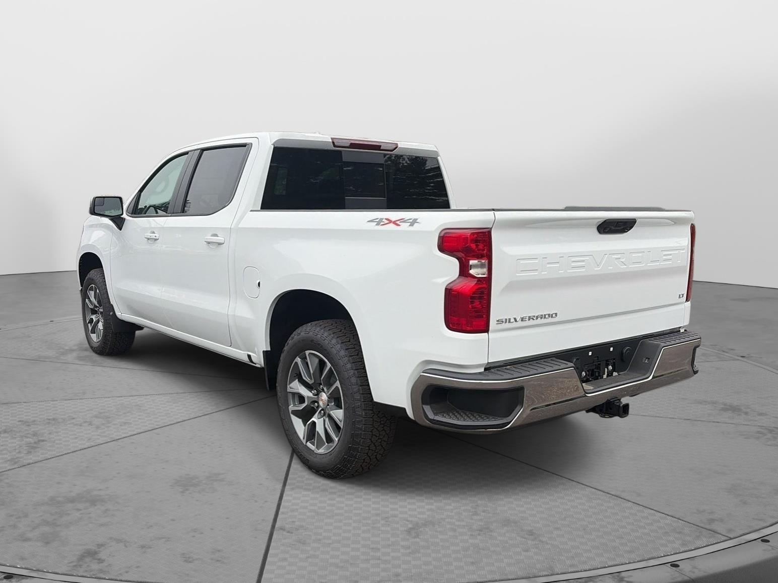 2026 Chevrolet Silverado 1500 LT - Photo 10