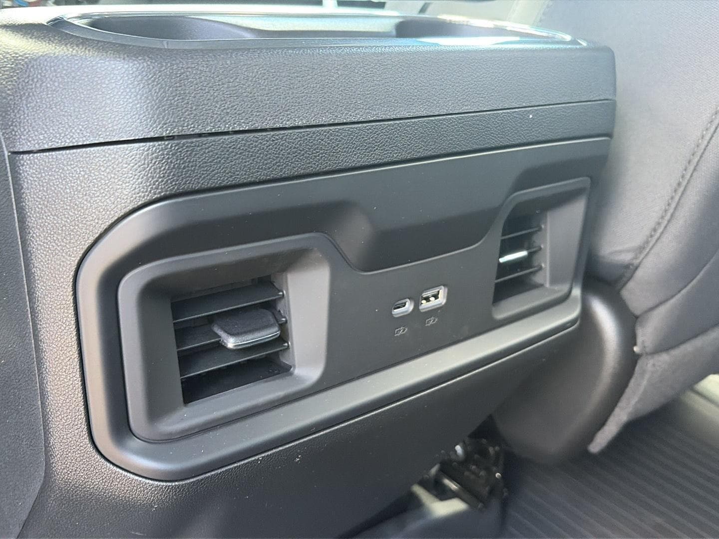 2026 Chevrolet Silverado 1500 LT - Photo 40