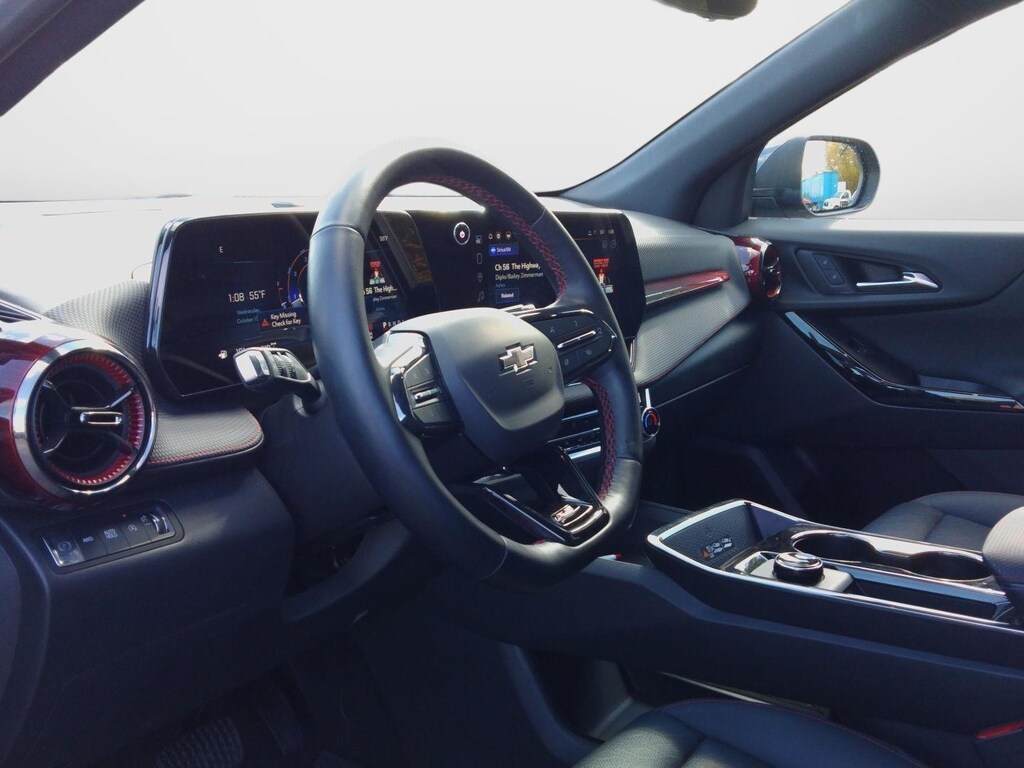 2025 Chevrolet Equinox RS photo 4