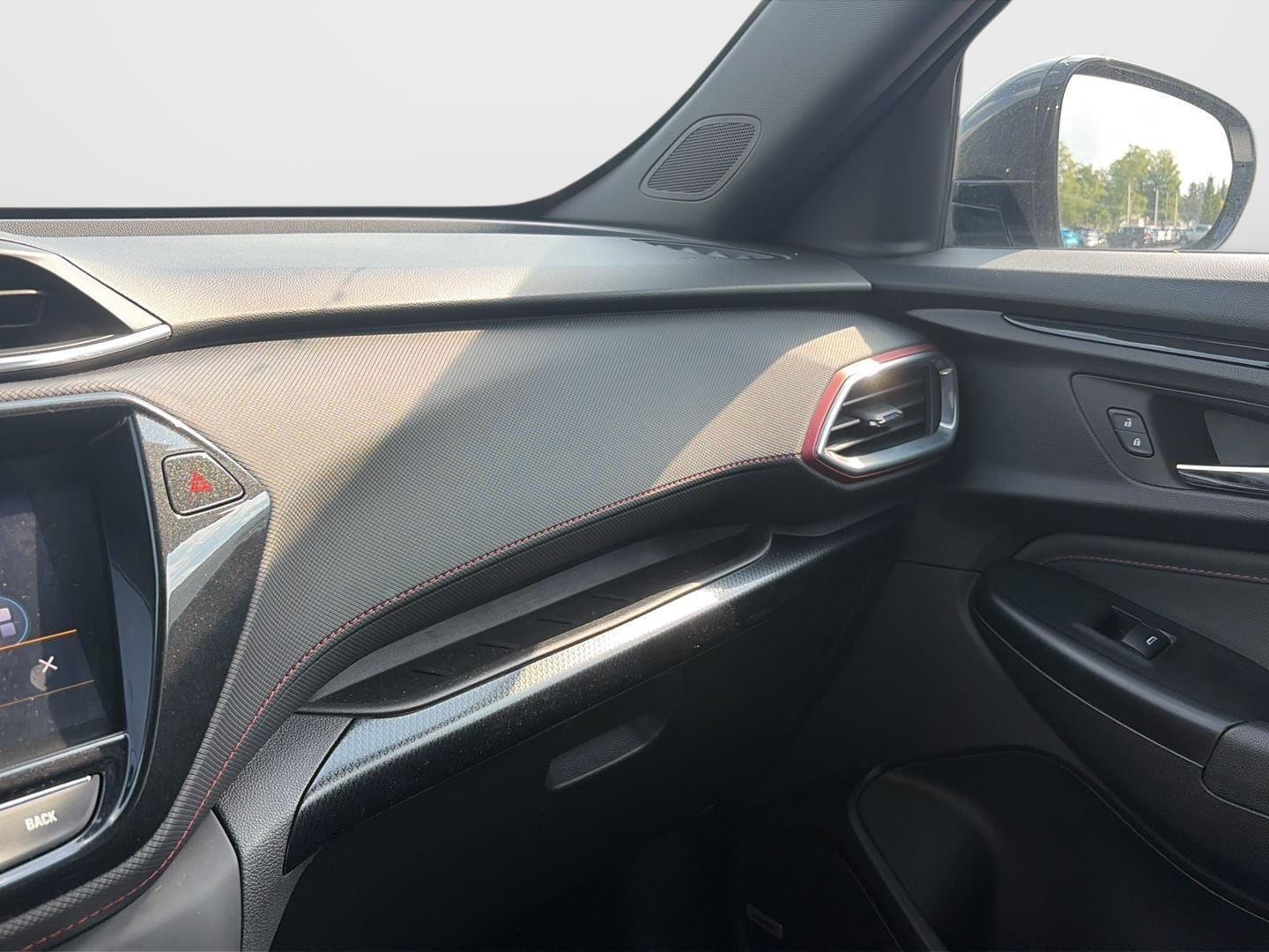 2023 Chevrolet TrailBlazer RS - Photo 25