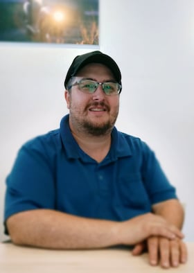 Staff member Mike Bossard from ID_e3184346c9d3
