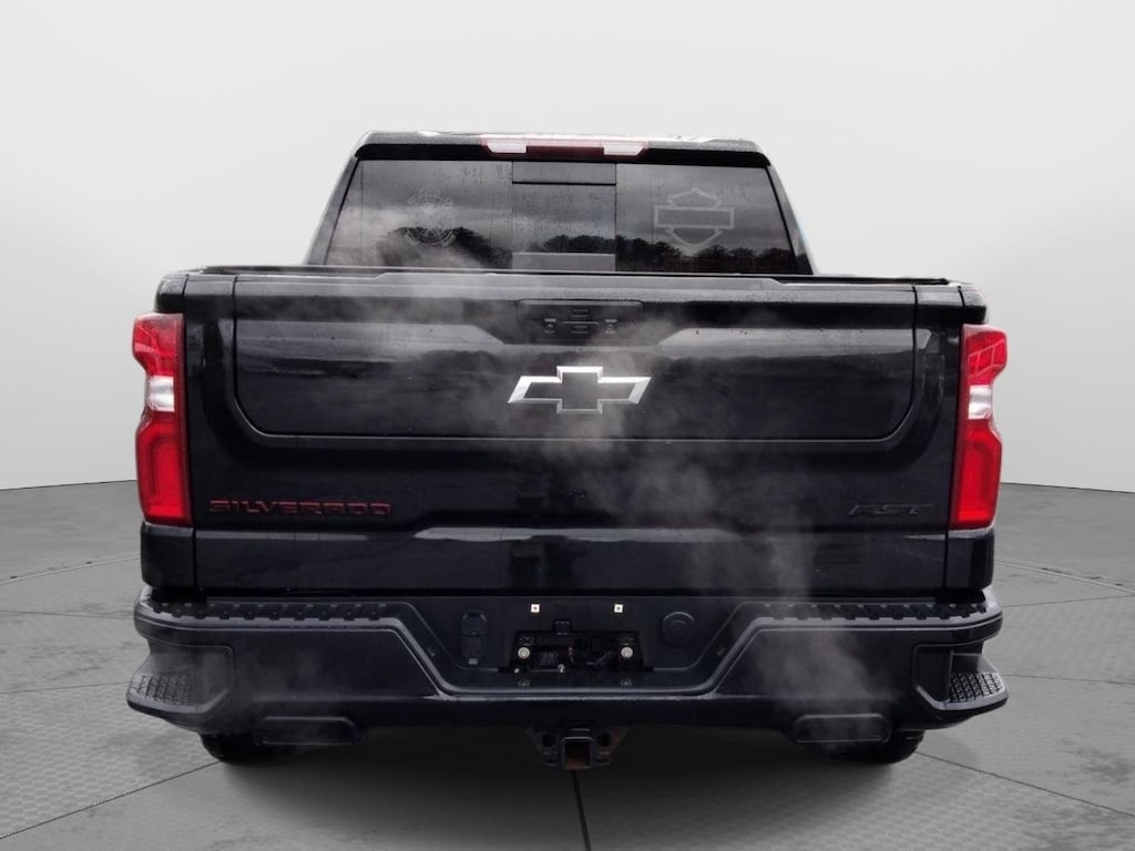 2021 Chevrolet Silverado 1500 RST photo 3