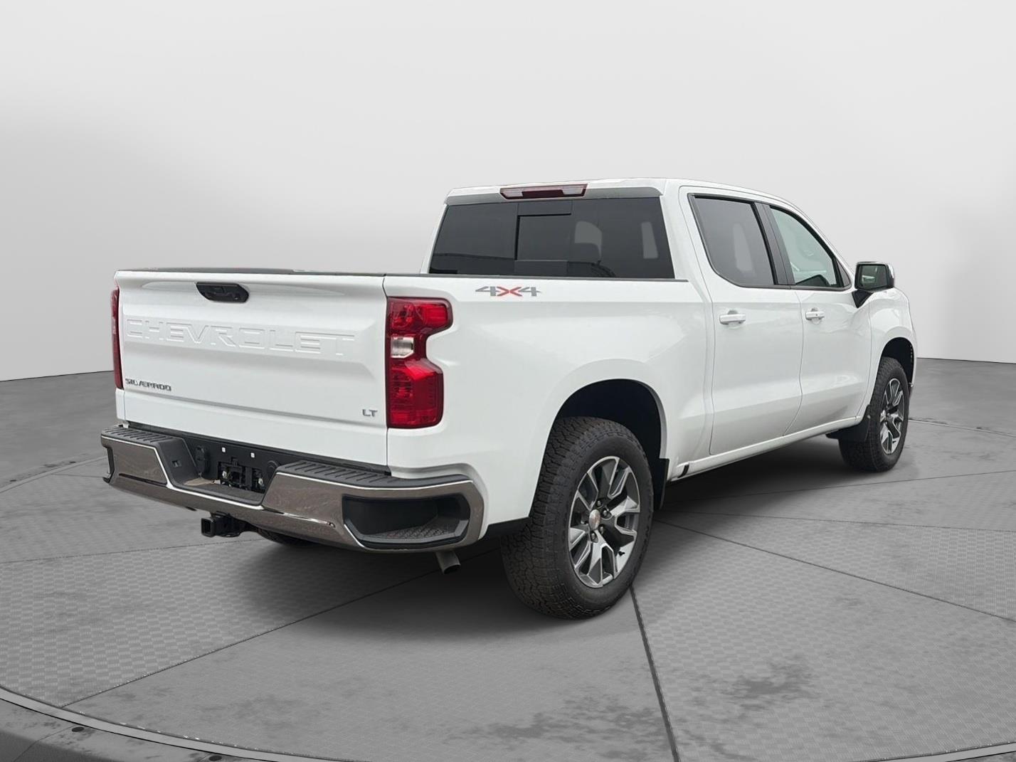 2026 Chevrolet Silverado 1500 LT - Photo 8