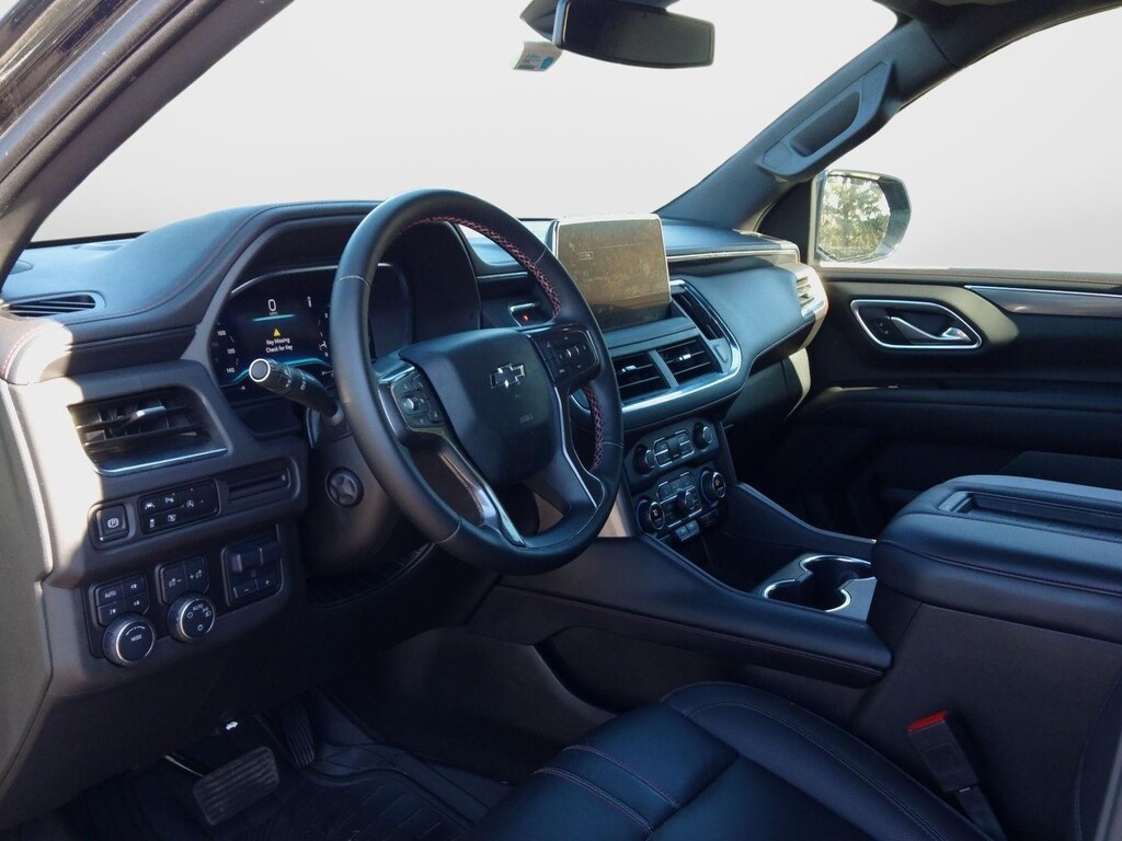 2024 Chevrolet Tahoe RST photo 4