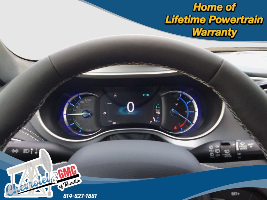 2023 Chrysler Pacifica Hybrid Touring L photo 17