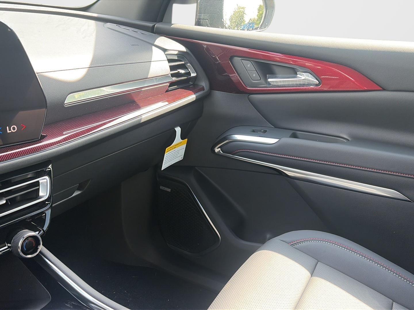 2026 Chevrolet Traverse Z71 - Photo 25