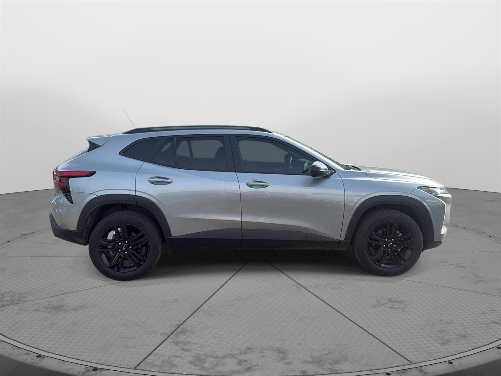 2025 Chevrolet Trax ACTIV photo 4