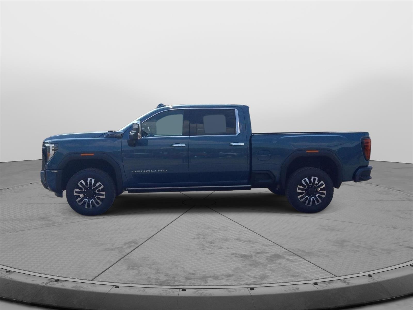 2025 Gmc Sierra 2500 HD Denali Ultimate photo 3