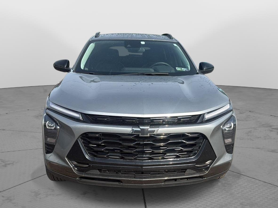 2025 Chevrolet Trax ACTIV photo 2