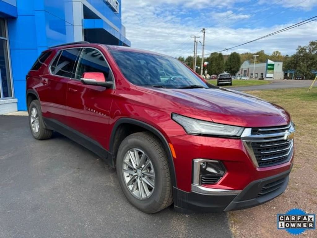 Used 2023 Chevrolet Traverse LT Cloth SUV
