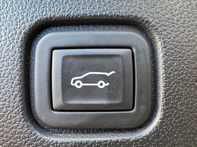 2024 Chevrolet Blazer EV LT - Photo 10