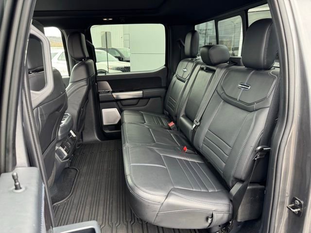 2025 Ford F-150 Platinum - Photo 13