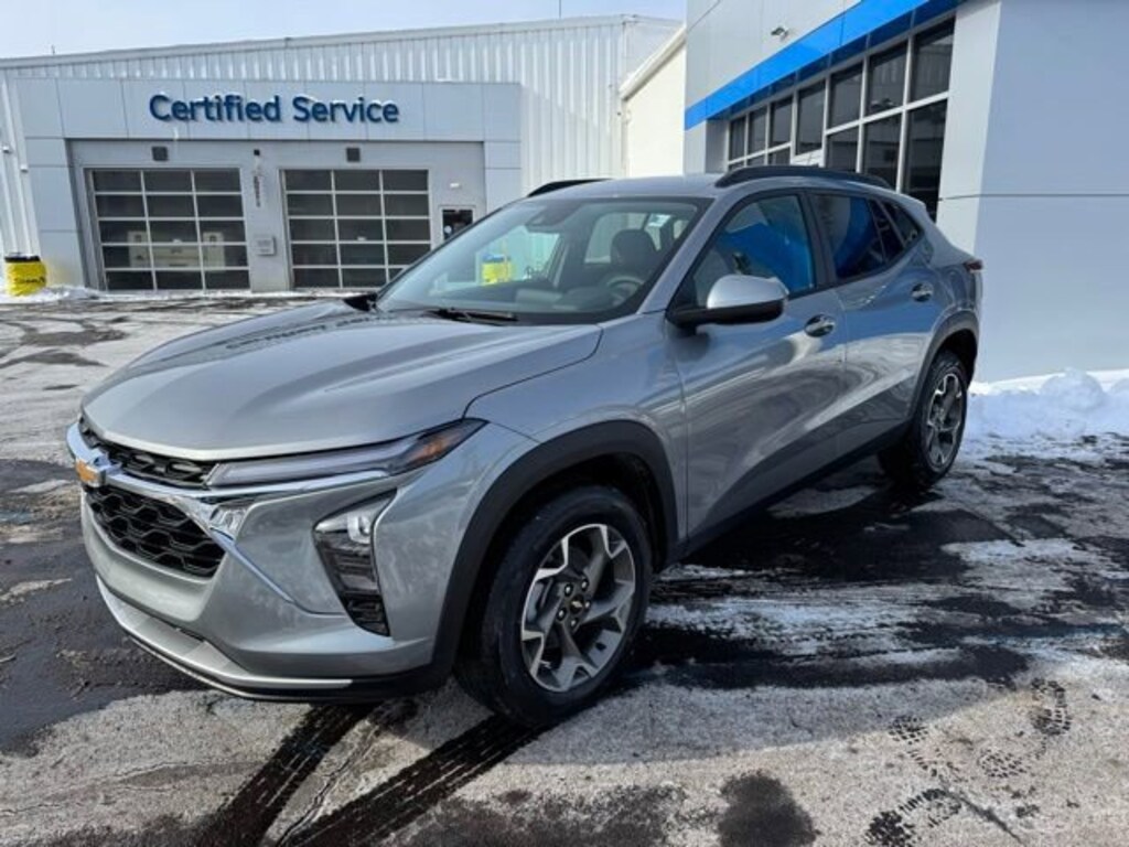 New 2026 Chevrolet Trax LT SUV