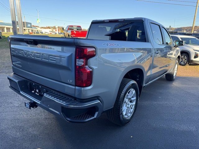 2026 Chevrolet Silverado 1500 LT photo 4