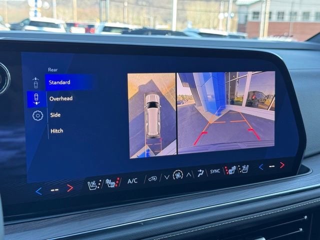 2026 Chevrolet Suburban Premier - Photo 31