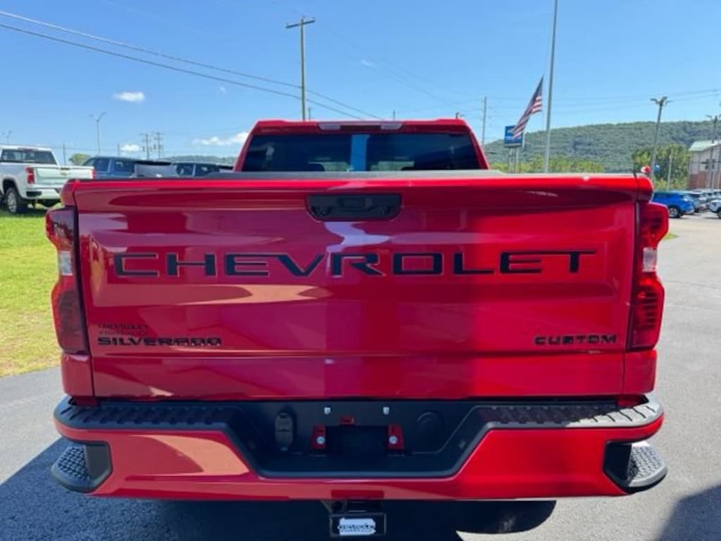 New 2026 Chevrolet Silverado 1500 Custom Truck