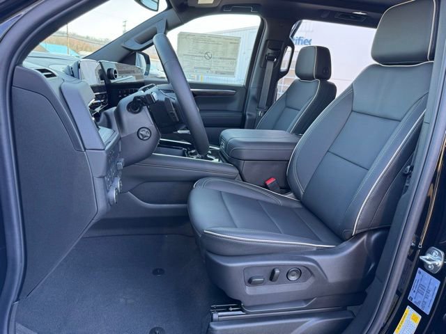2026 Chevrolet Suburban Premier - Photo 16