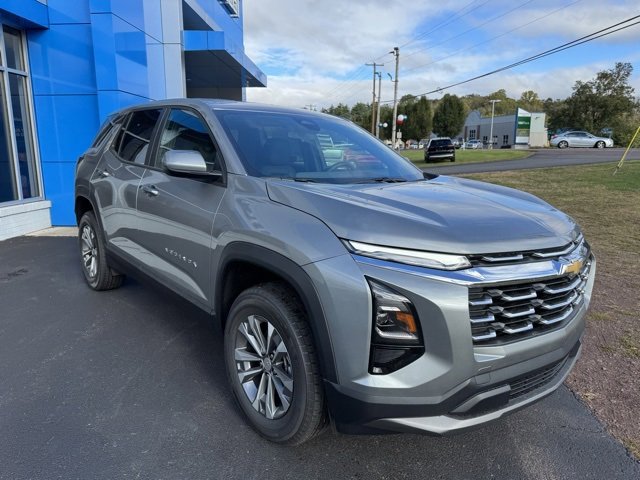 2026 Chevrolet Equinox LT photo 3