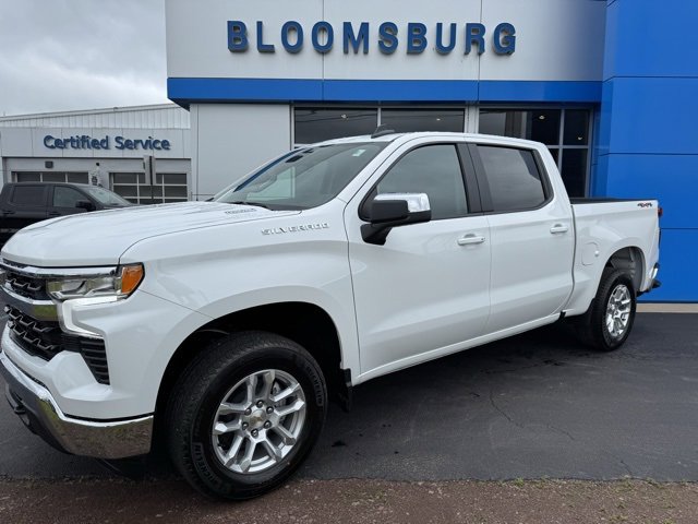 2025 Chevrolet Silverado 1500 LT's photo