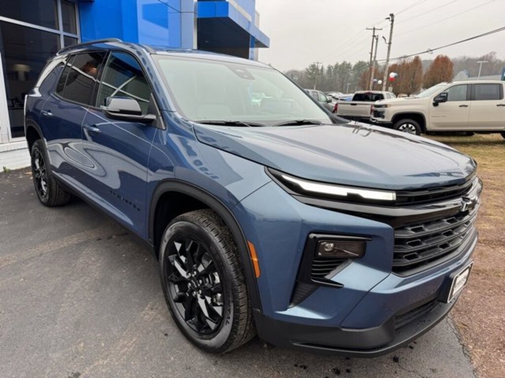 New 2026 Chevrolet Traverse LT SUV
