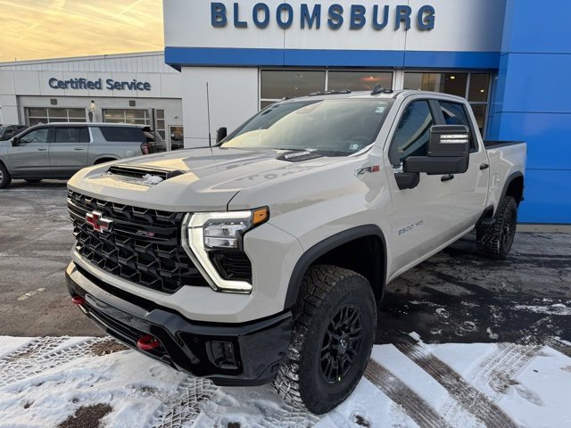 2026 Chevrolet Silverado 2500HD ZR2's photo