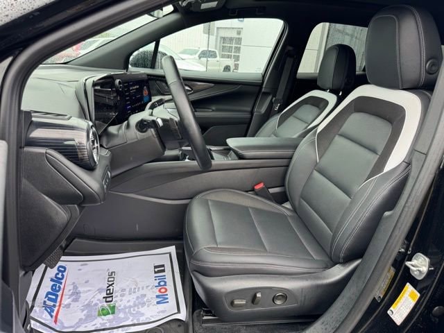 2024 Chevrolet Blazer EV LT - Photo 11