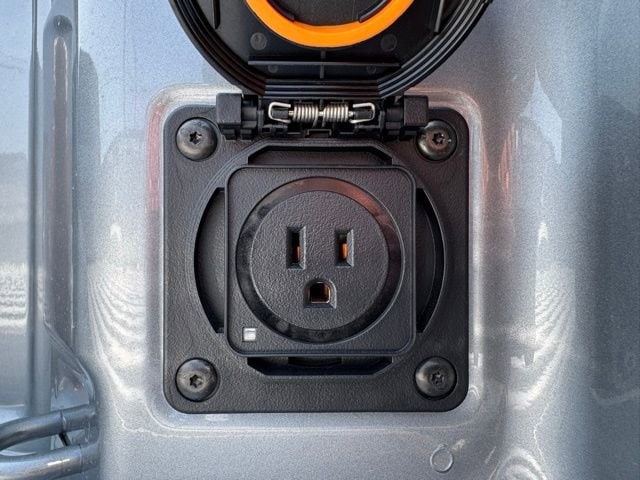 2025 Chevrolet Silverado 2500 HD LT - Photo 9