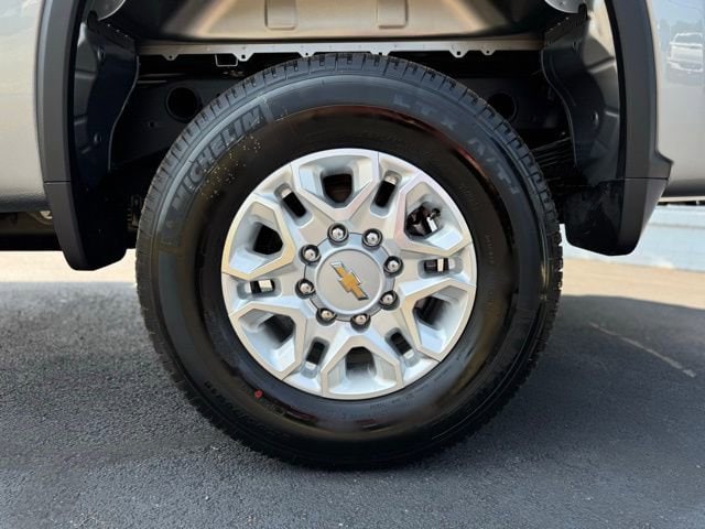 2025 Chevrolet Silverado 2500 HD LT - Photo 6