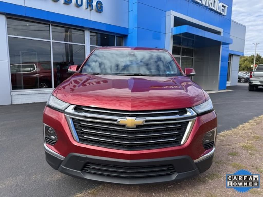 Used 2023 Chevrolet Traverse LT Cloth SUV