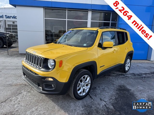 2016 Jeep Renegade Latitude's photo