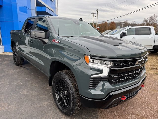 2026 Chevrolet Silverado 1500 LT Trail Boss photo 2