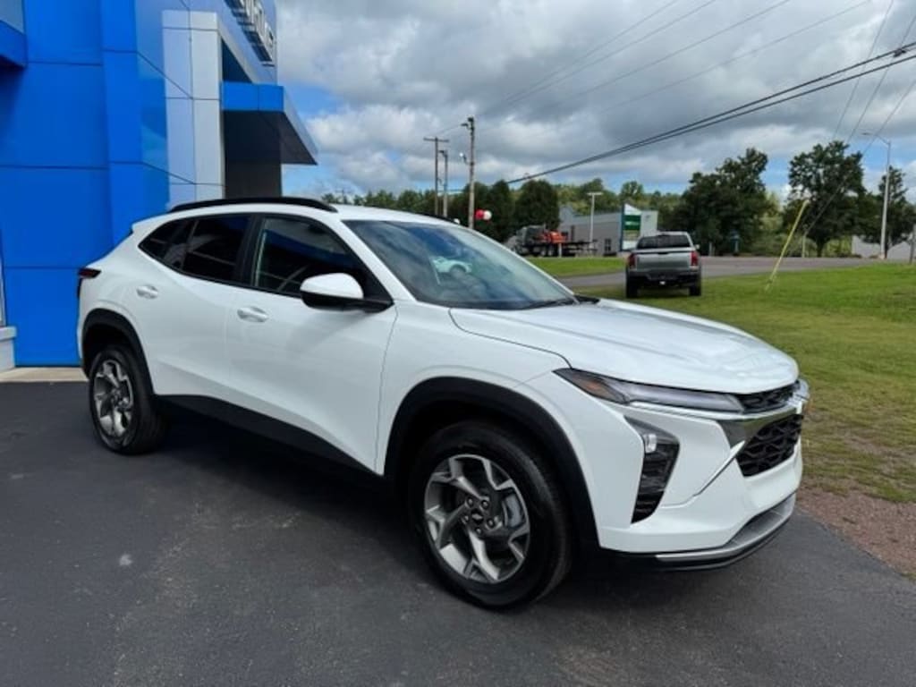 New 2026 Chevrolet Trax LT SUV