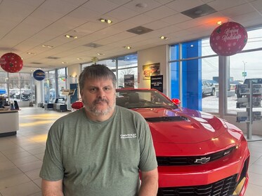 Staff member Gary from ID_6b42bcd4a06c