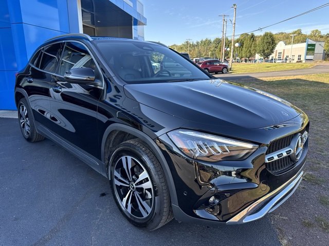 2025 Mercedes Benz GLA 250 4MATIC photo 3