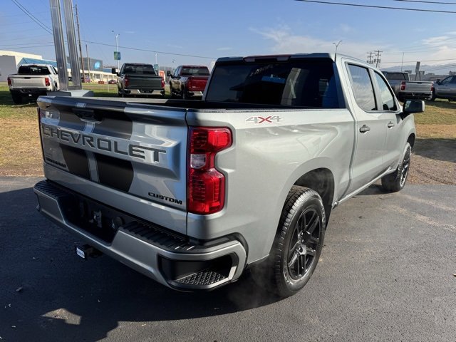 2026 Chevrolet Silverado 1500 Custom photo 3