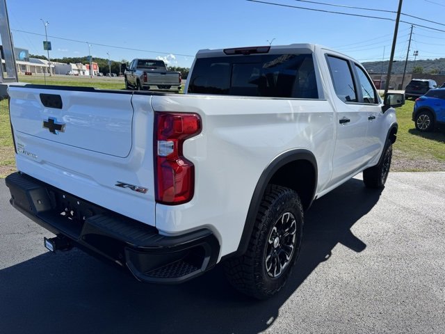 2026 Chevrolet Silverado 1500 ZR2 photo 2