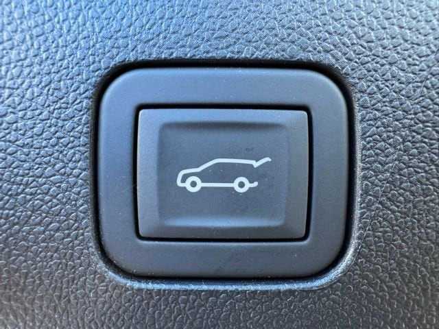 2026 Chevrolet Suburban Premier - Photo 15