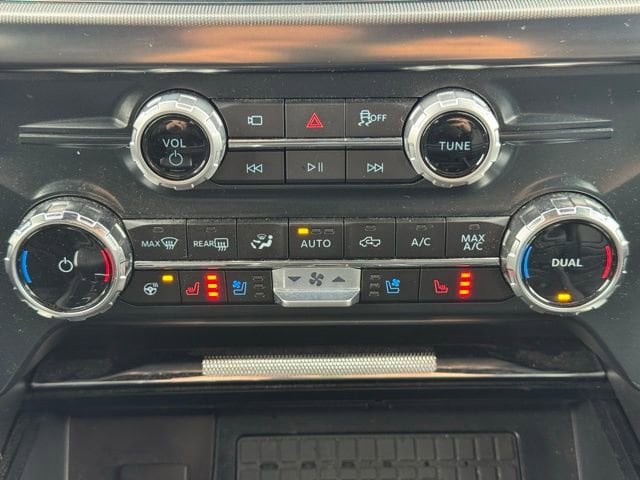 2025 Ford F-150 Platinum - Photo 28