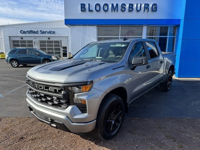 2026 Chevrolet Silverado 1500 Custom's photo