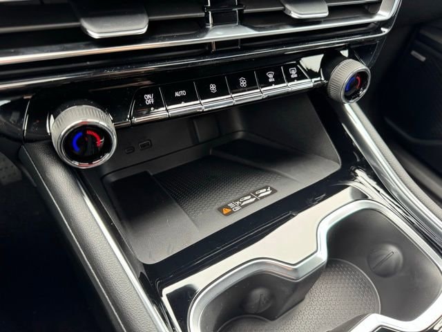 2026 Chevrolet Traverse Z71 - Photo 25