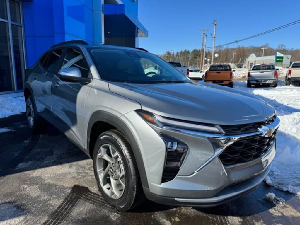 New 2026 Chevrolet Trax LT SUV