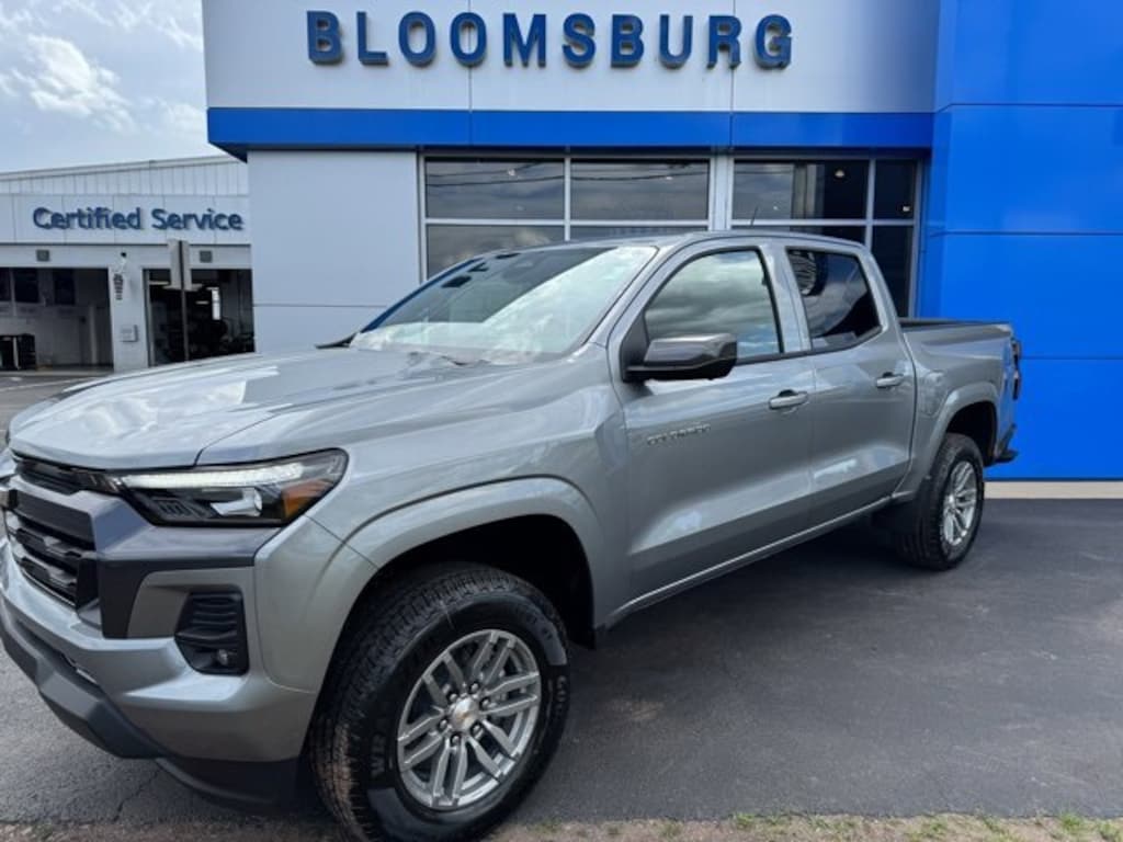 New 2025 Chevrolet Colorado WT/LT Truck