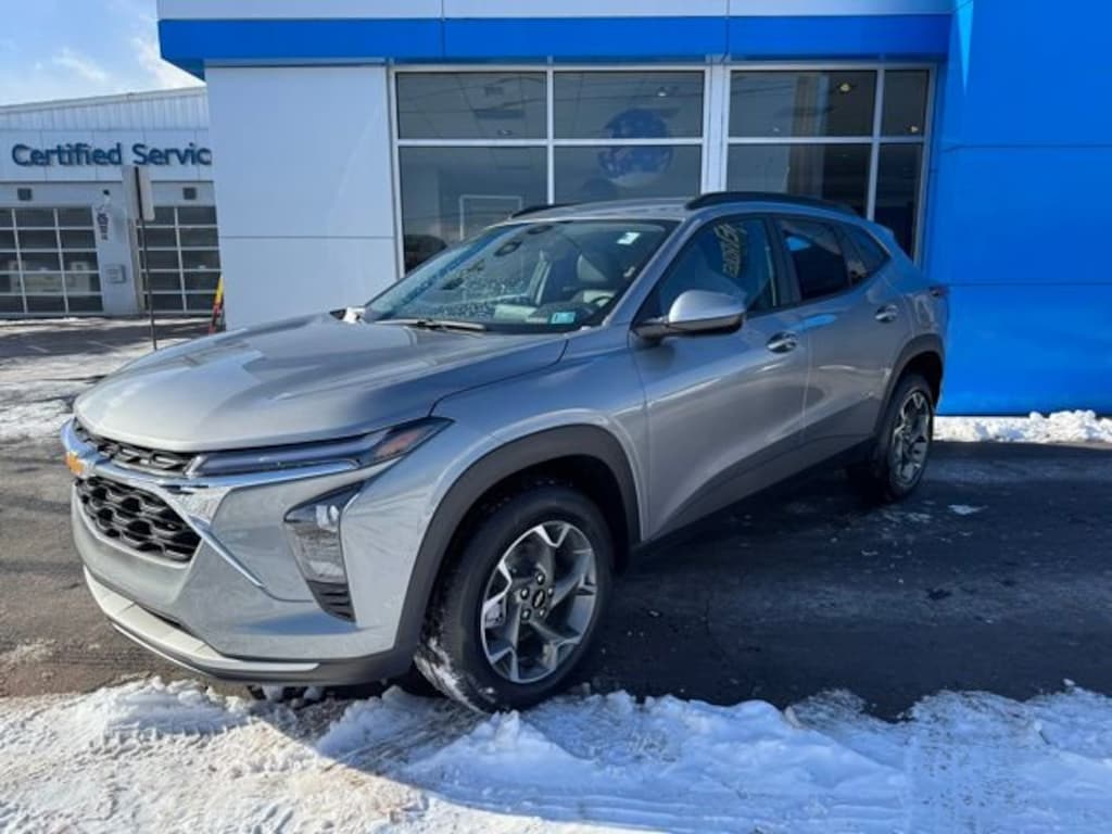 New 2026 Chevrolet Trax LT SUV