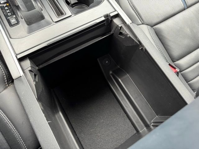 2025 Ford F-150 Platinum - Photo 33