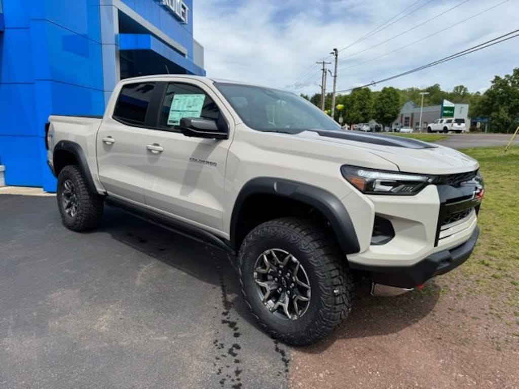 New 2026 Chevrolet Colorado ZR2 Truck
