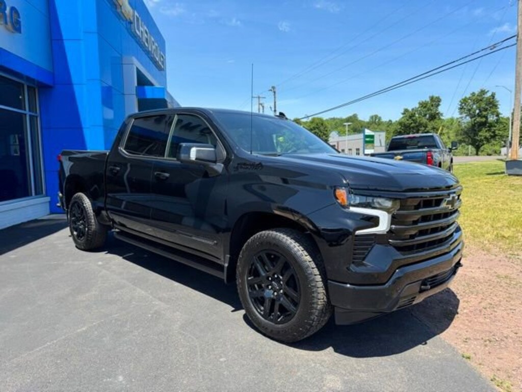 New 2026 Chevrolet Silverado 1500 High Country Truck